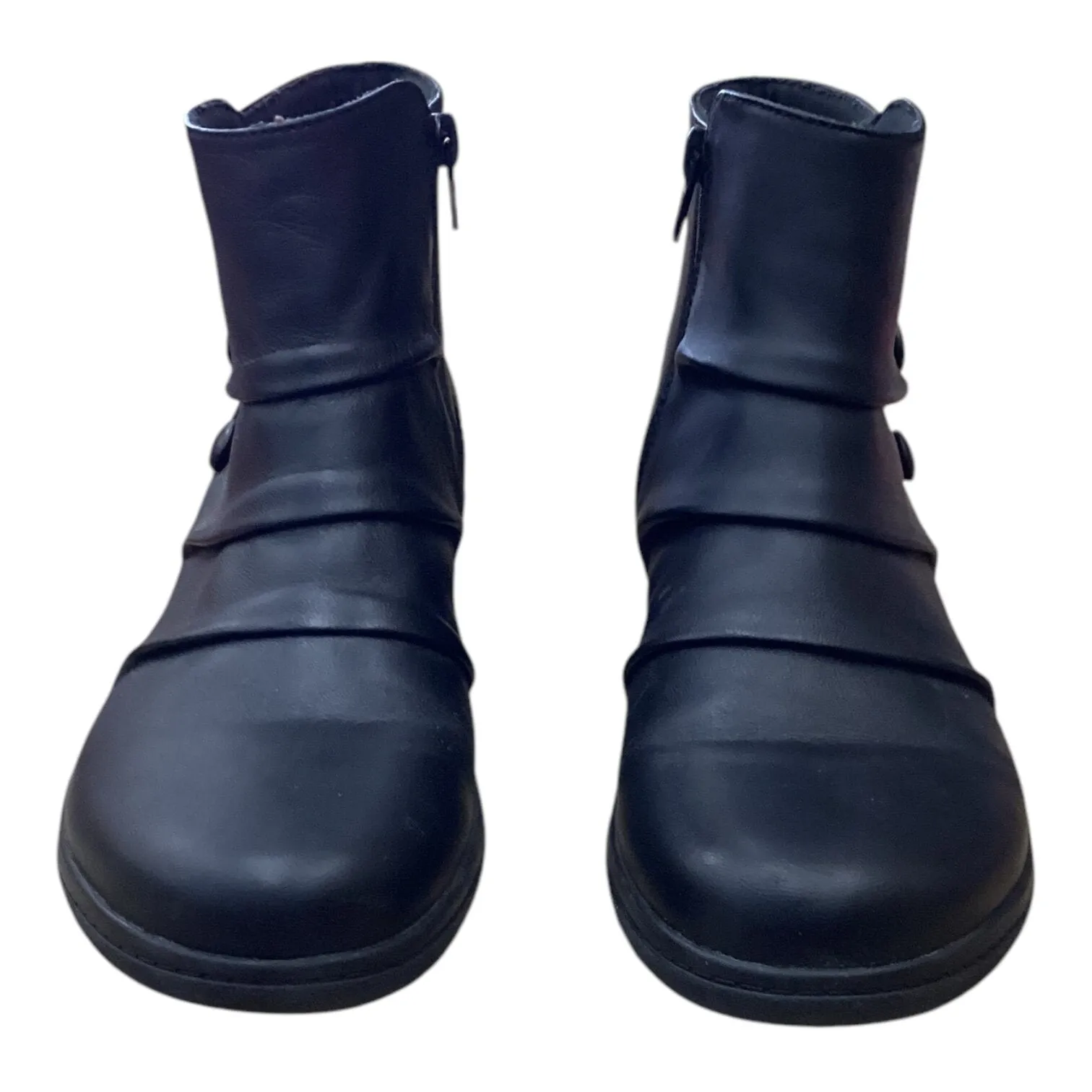 Boots Ankle Flats By Clarks In Black, Size: 7