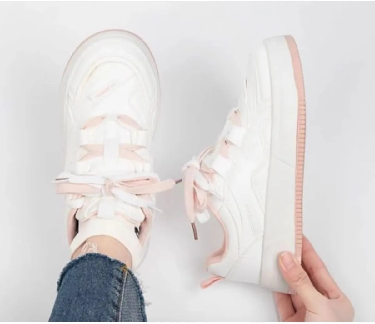 Cute Cloud Kicks Fashion Sneakers for Women and Teen Girls | Trendy White Platform Shoes with Pink/Blue Accent | Korean Style Streetwear