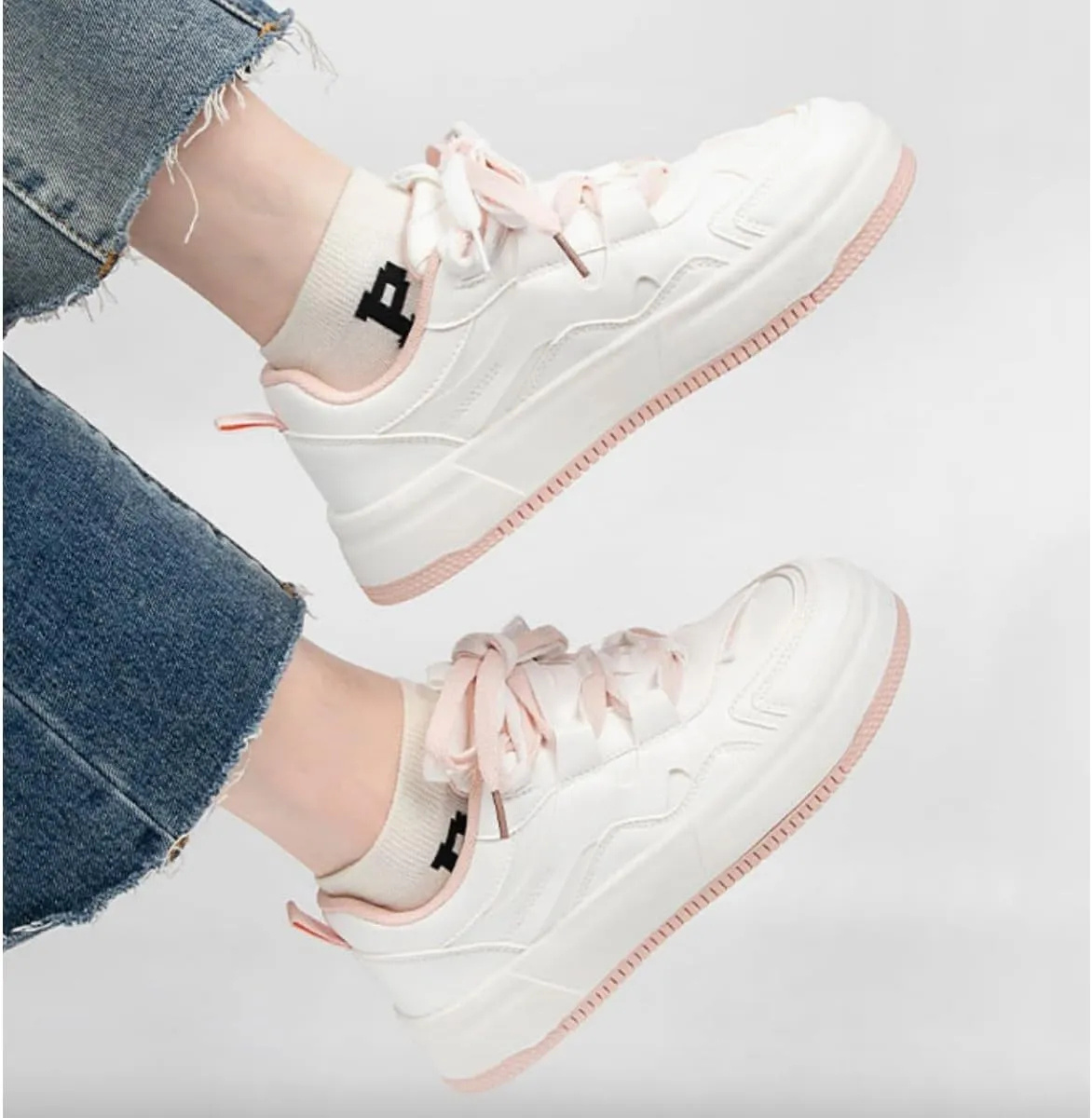 Cute Cloud Kicks Fashion Sneakers for Women and Teen Girls | Trendy White Platform Shoes with Pink/Blue Accent | Korean Style Streetwear