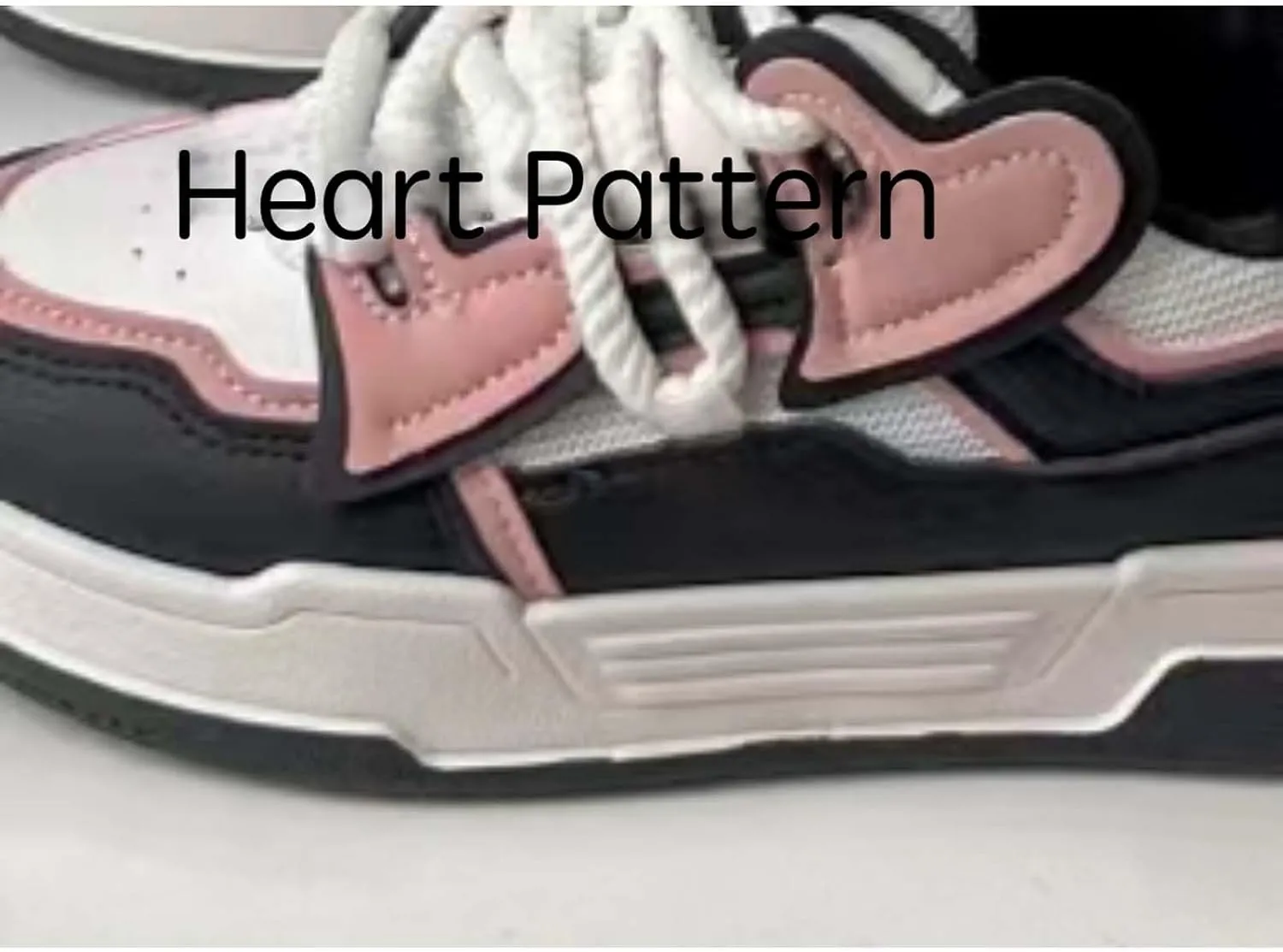Cute Heart Platform Shoes, Stylish Chunky Sneakers for Women, Thick Soled Shoes, Aesthetic Shoes for Outdoor Walking