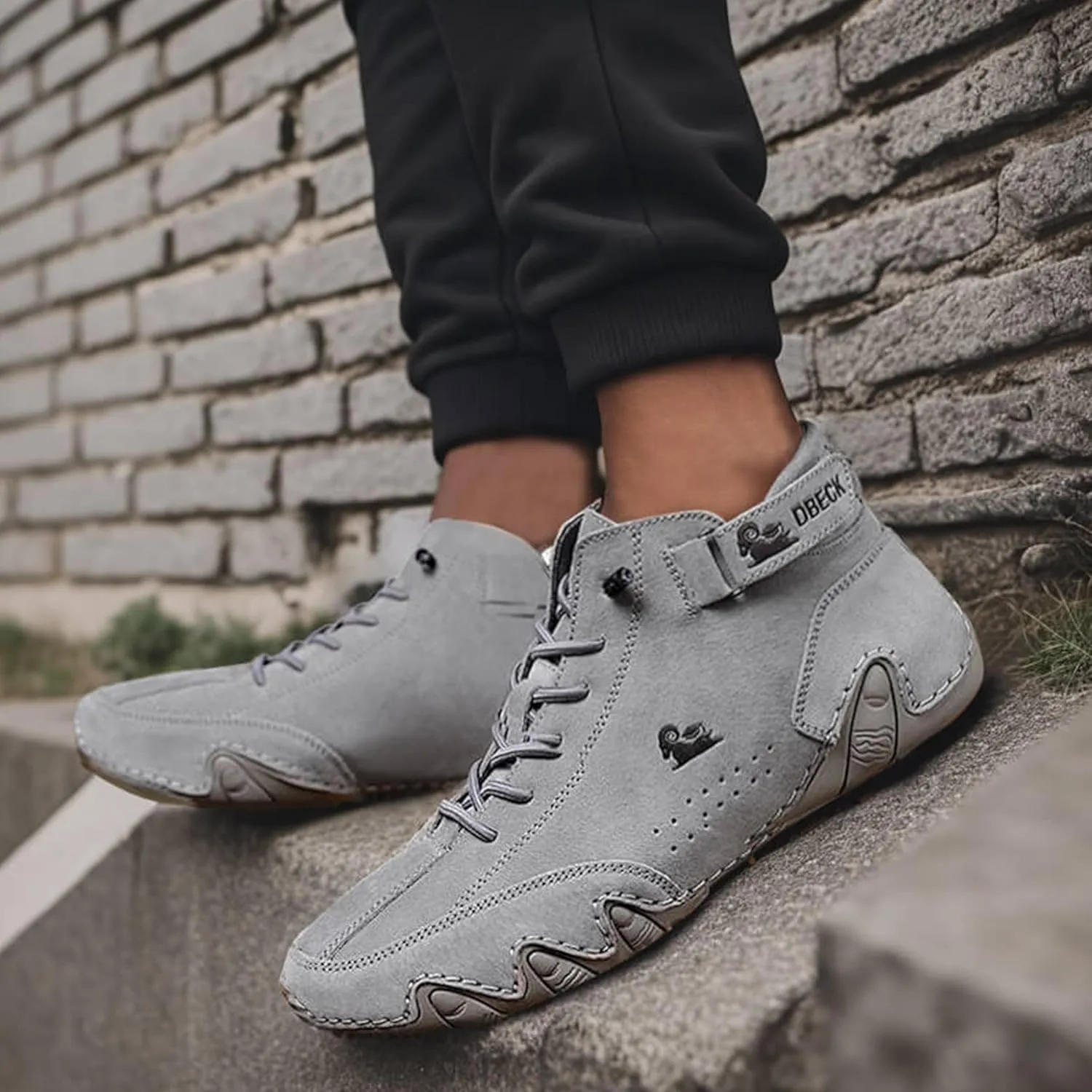 Explorer Waterproof Lightweight Mens Outdoor Shoes for Hiking Italian Handmade Suede High Top Boots Non-Slip Barefoot Ankle Boots