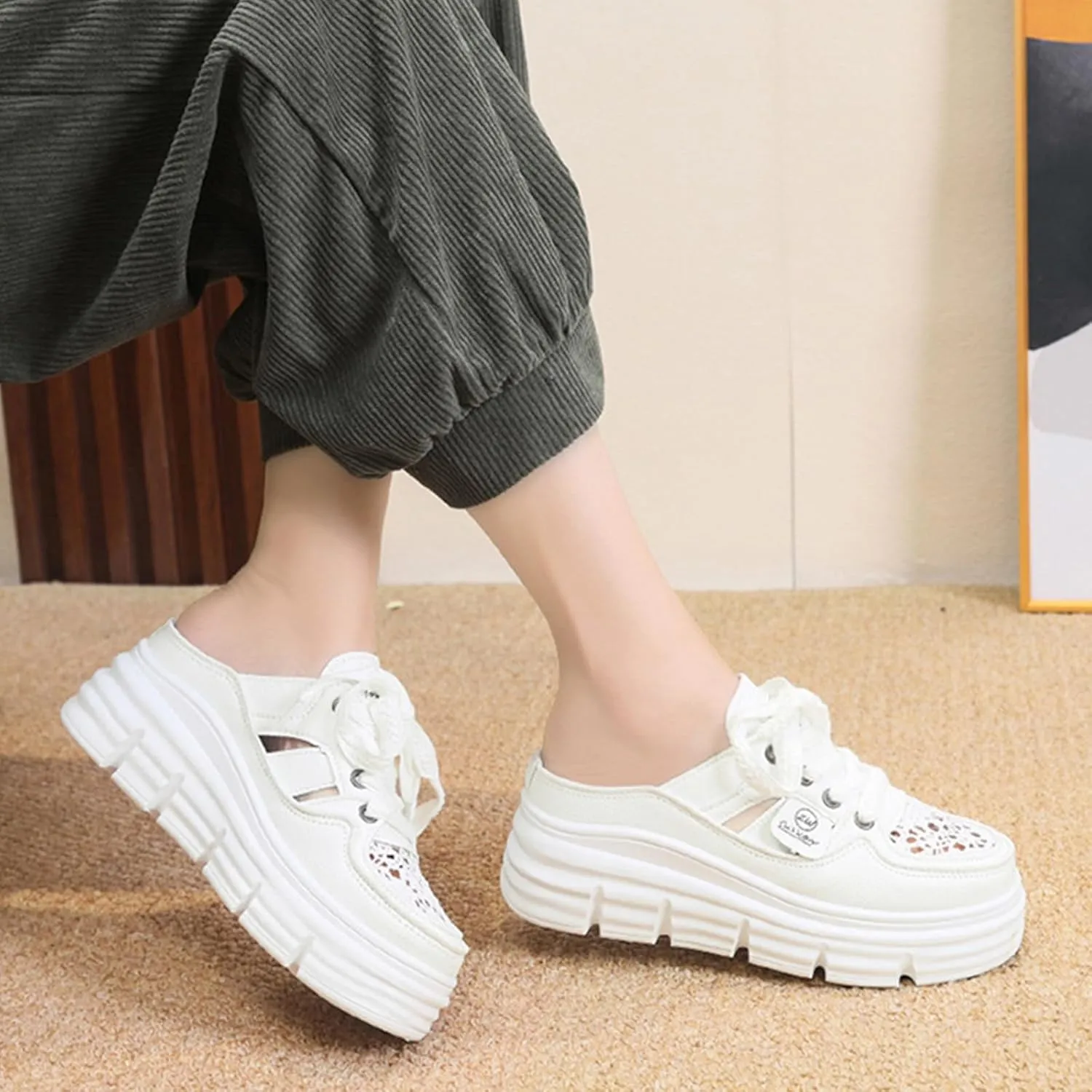 Fashion Comfortable Women's Platform Sneakers with Breathable Cutout Design and Lace Up Closure - Perfect for Summer