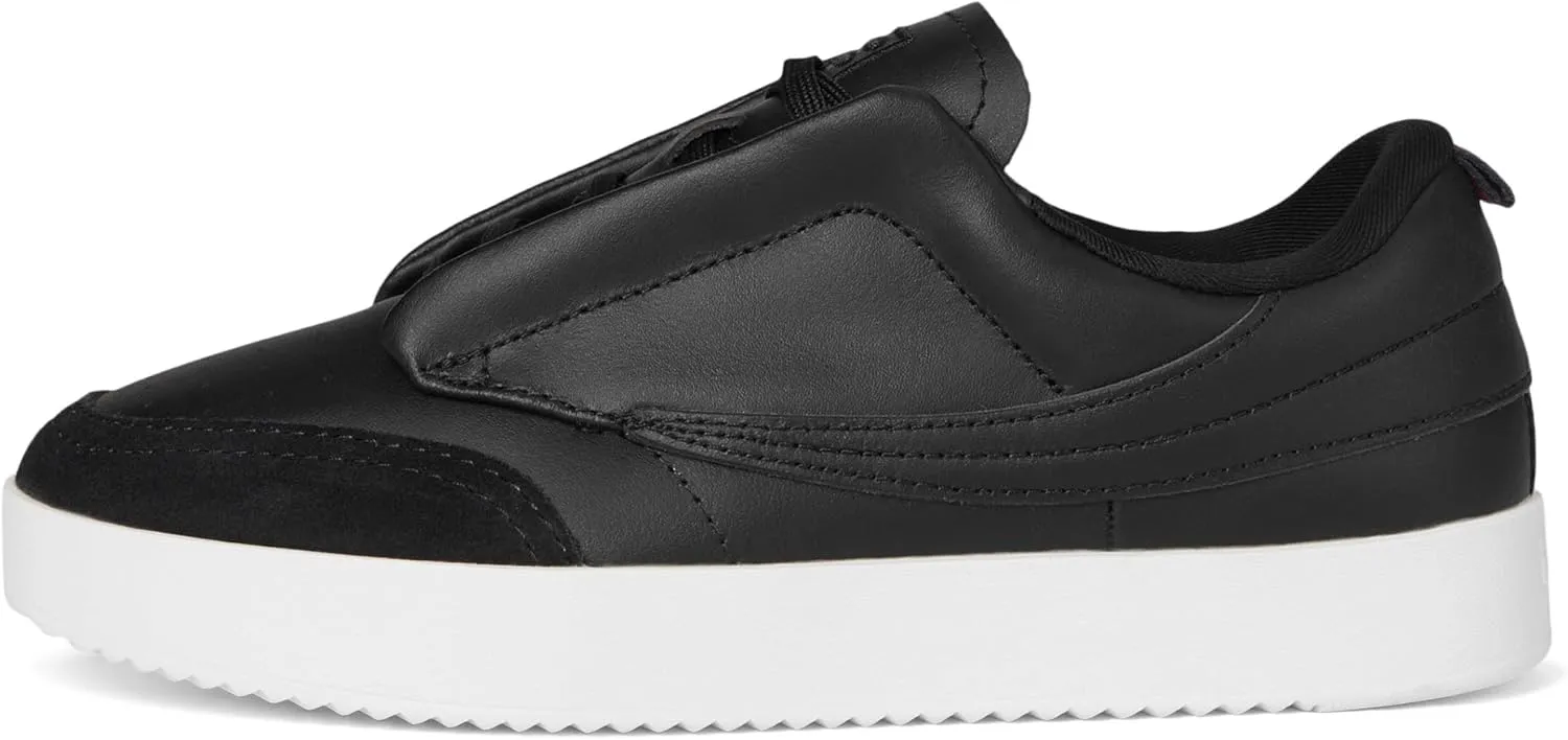 Fila Women's Sanati Sneaker