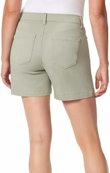 Gloria Vanderbilt Women's Petite Amanda Basic Jean Short