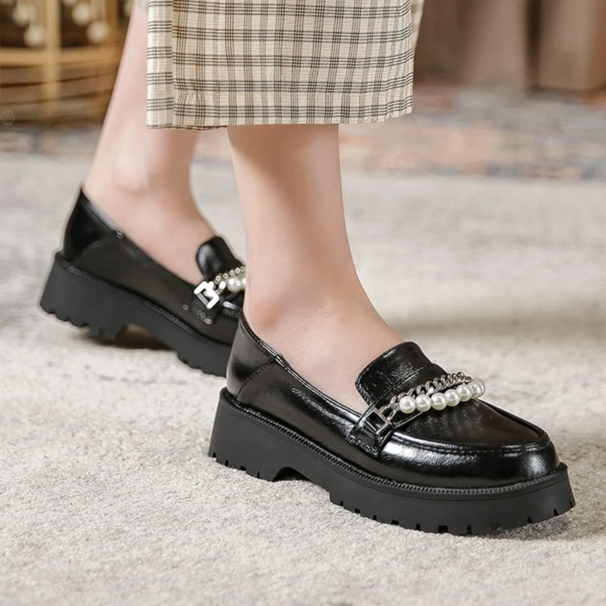 JOEupin Women's Chunky Heel Loafers Platform Patent Leather Chunky Loafers Leather Shoes with Metal
