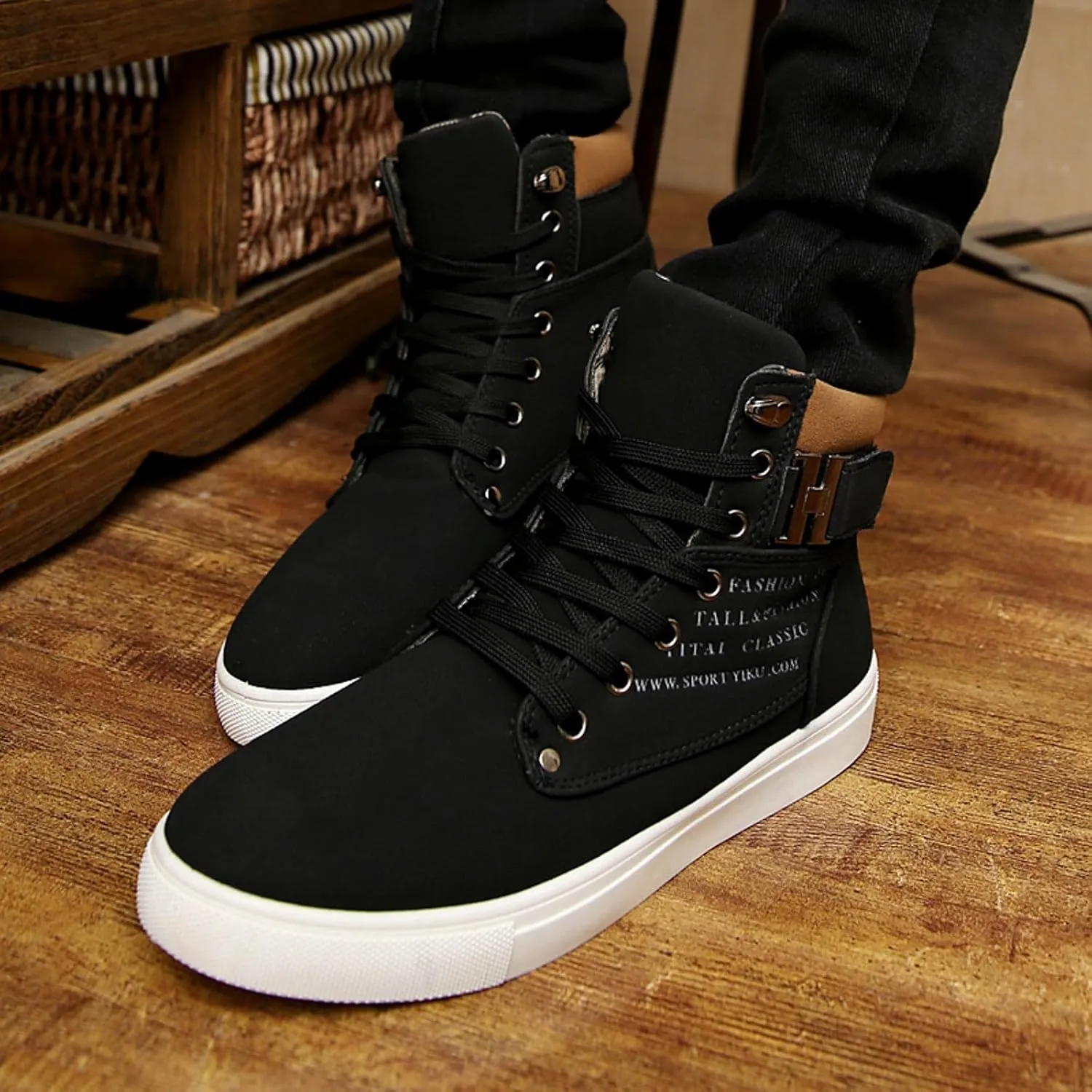 Men's High Top Sneakers Trendy Casual Canvas Sneakers for Men Lace Up Lightweight Walking Shoes British Style Skate Shoes