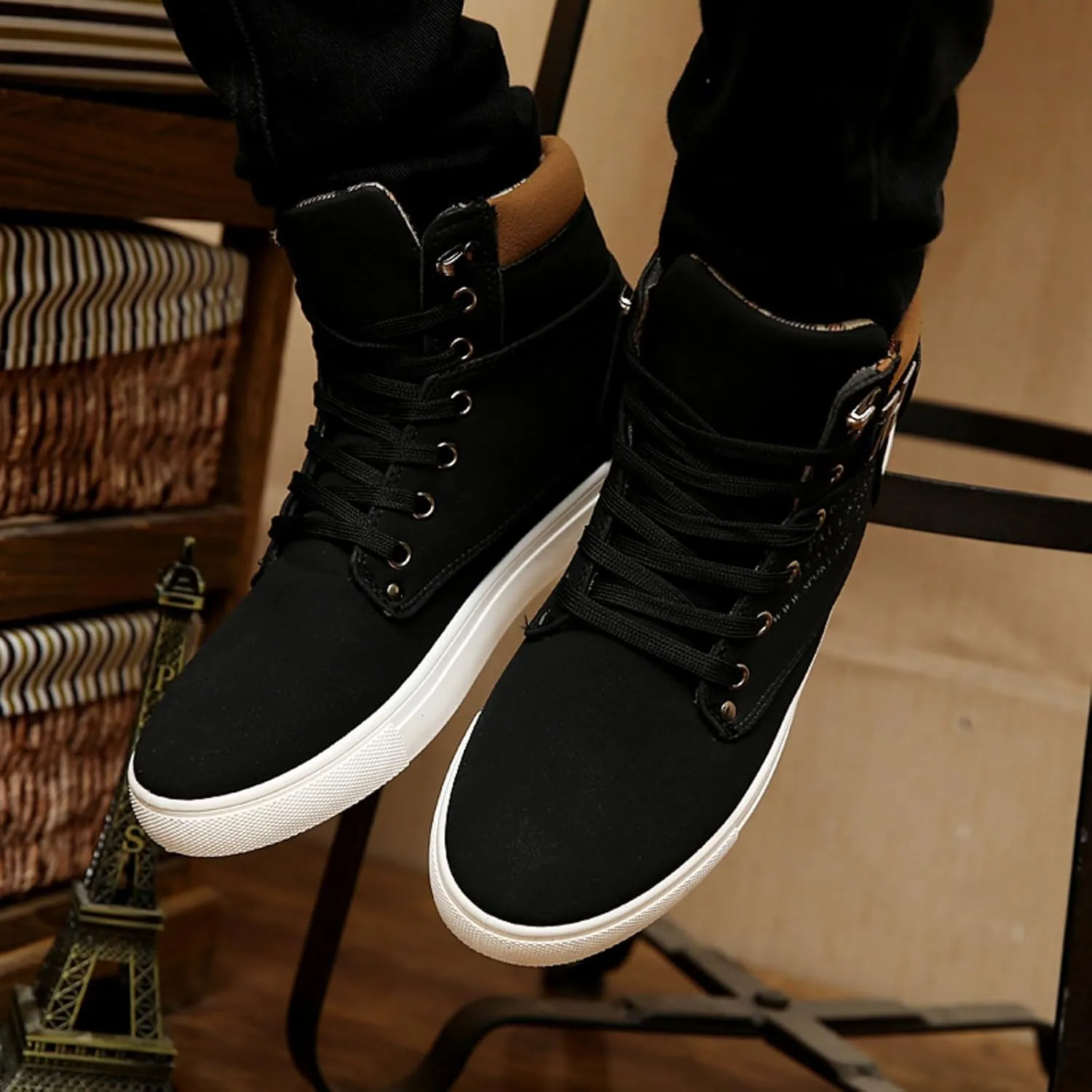 Men's High Top Sneakers Trendy Casual Canvas Sneakers for Men Lace Up Lightweight Walking Shoes British Style Skate Shoes