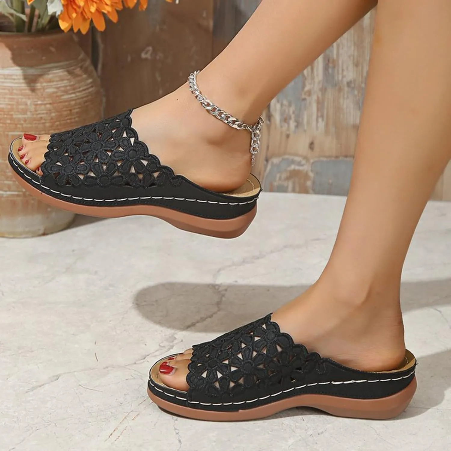 Orthopedic Slide Sandals for Women Summer Cutout Flower Strap Wedges Women's Comfy Non-Slip Slides Ladies Comfortable Casual Shoes Plantar Fasciitis Recovery Mules for Outdoor Indoor Daily Wear
