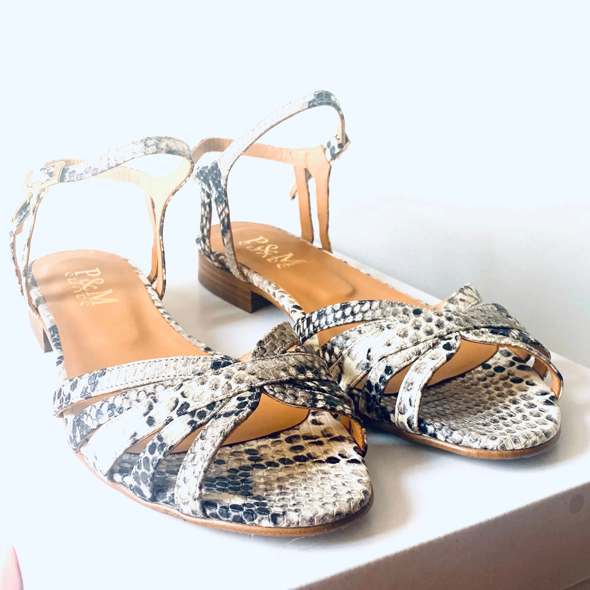 PRINCESS FLATS