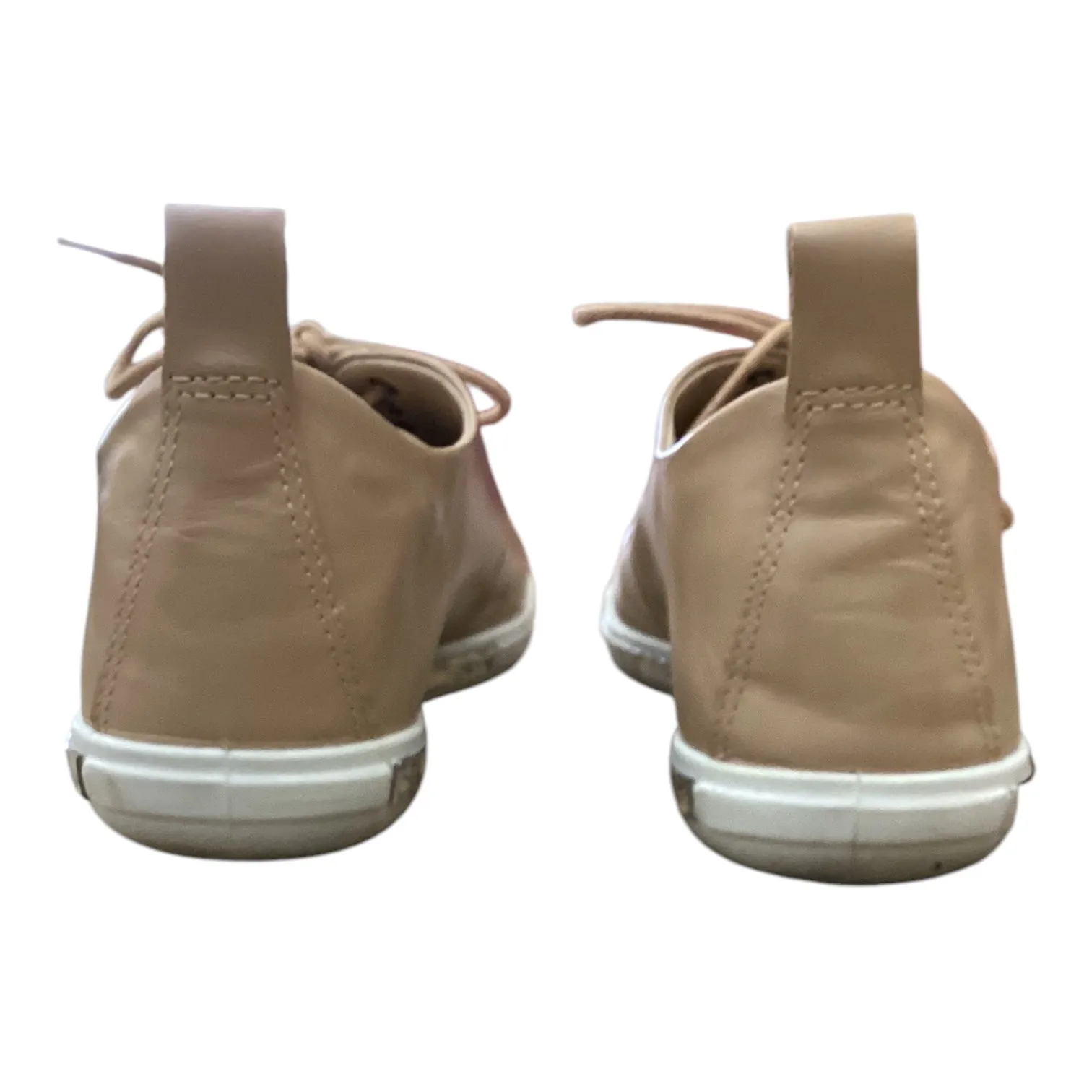 Shoes Flats By Ecco In Tan, Size: 10