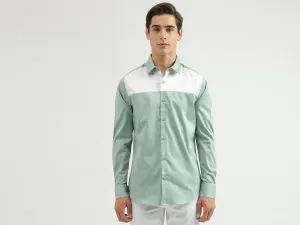 Slim-Fit Spread Collar Colourblocked Shirt