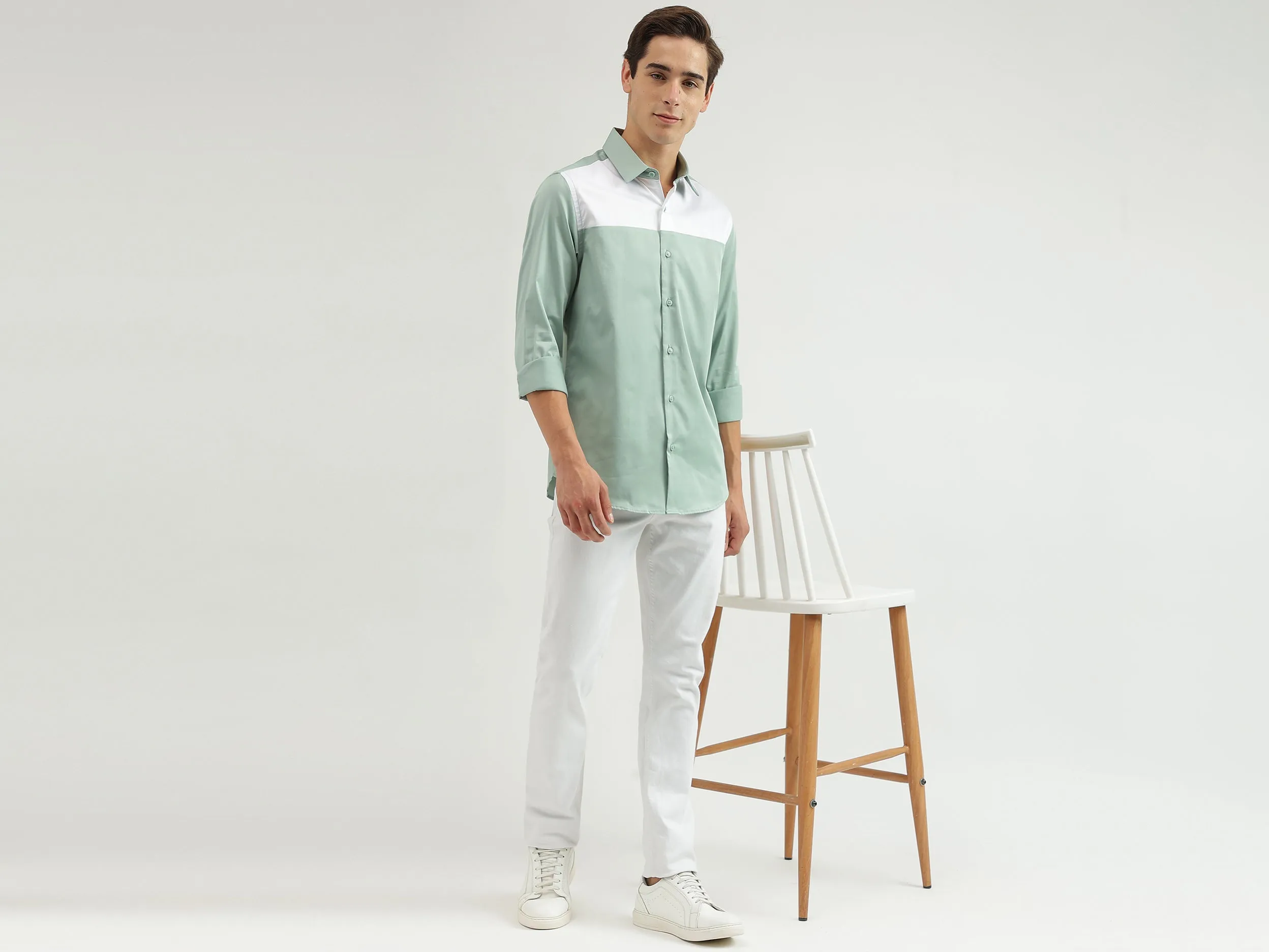 Slim-Fit Spread Collar Colourblocked Shirt