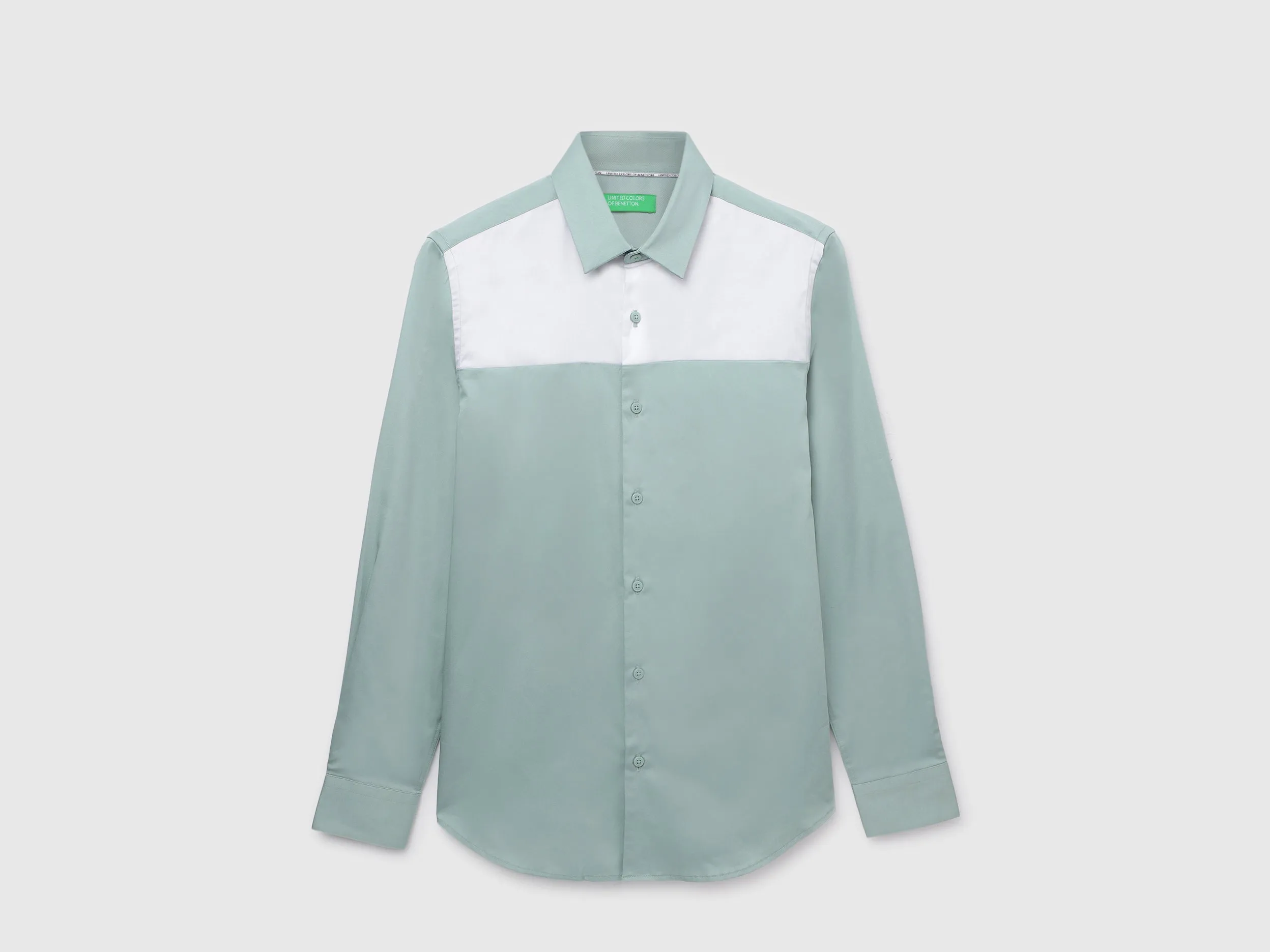 Slim-Fit Spread Collar Colourblocked Shirt