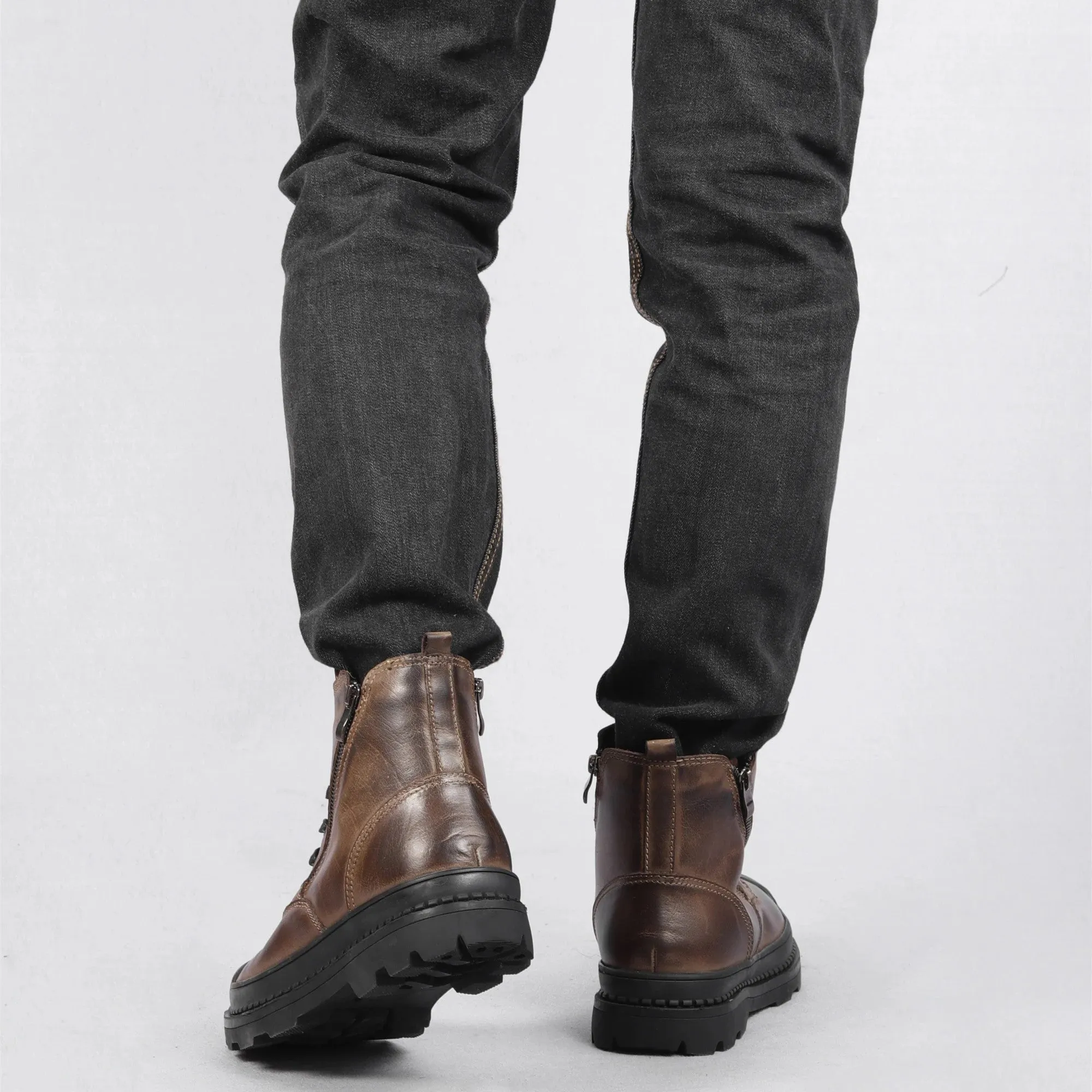 Terrain Leather Boots