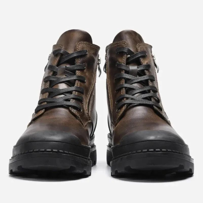 Terrain Leather Boots
