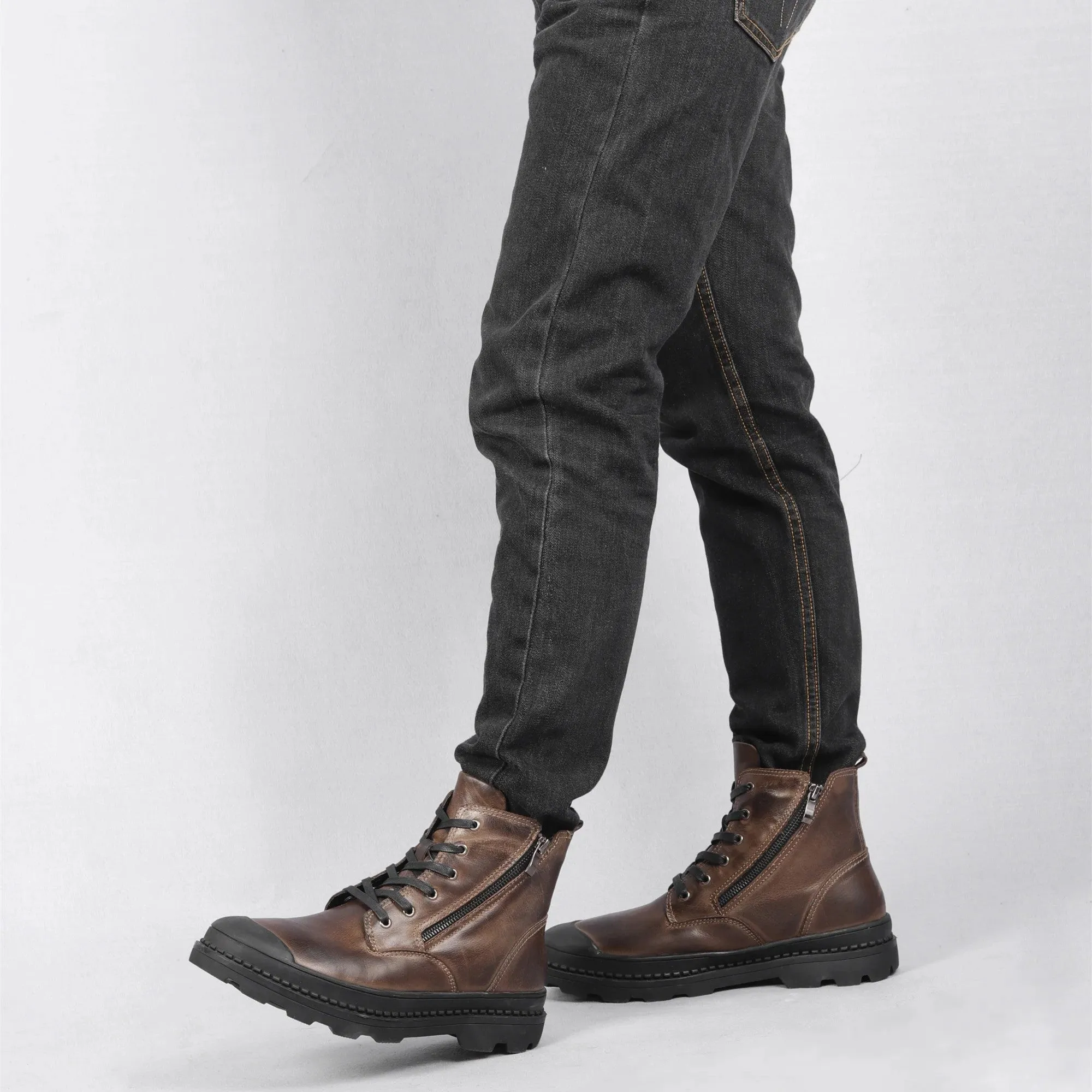Terrain Leather Boots