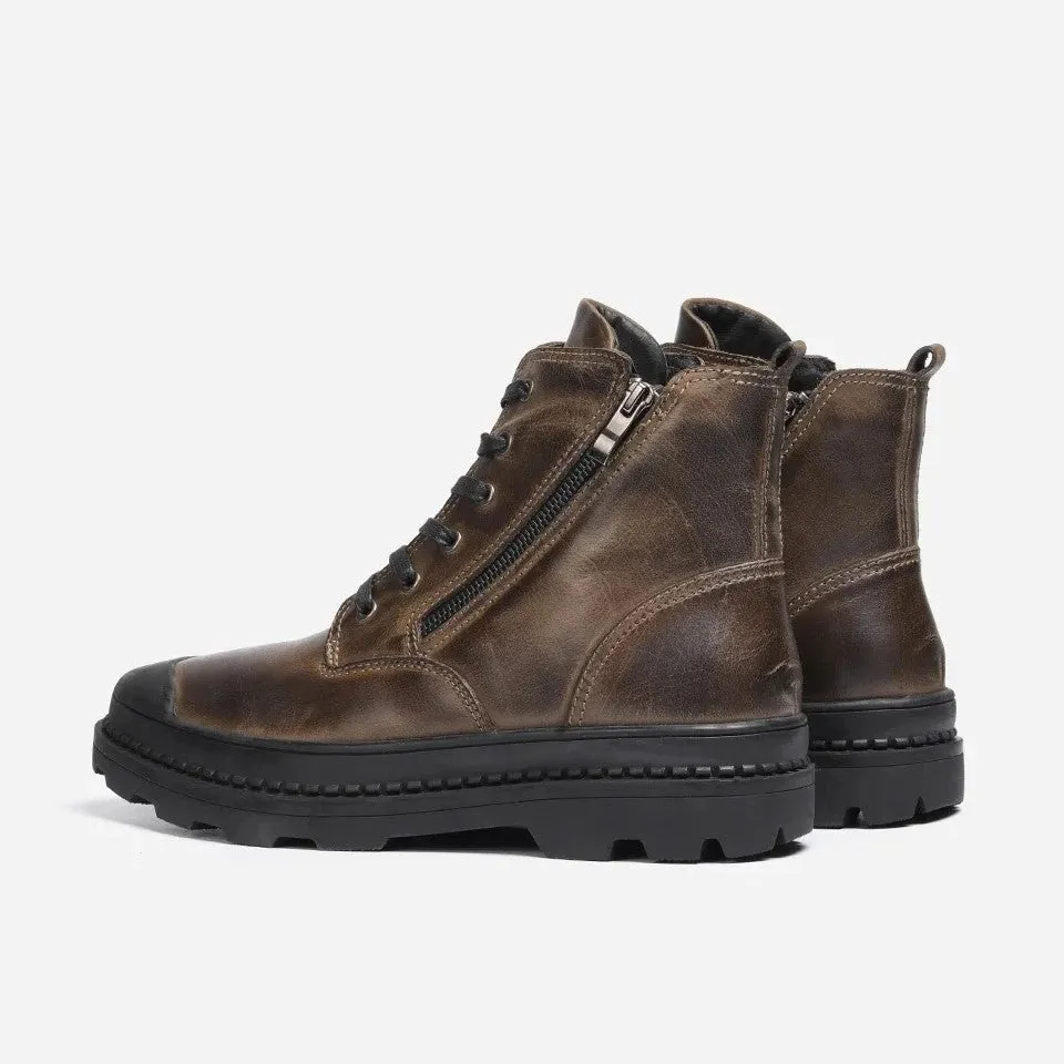 Terrain Leather Boots