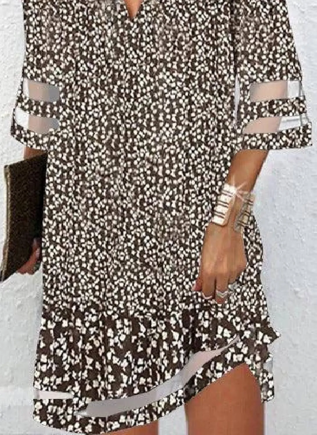 Women's 2025 Summer Retro Brown 3/4 Sleeve V-Neck Stylish Print A-Line Mini Dress Beach Fashion Party Club Dresses