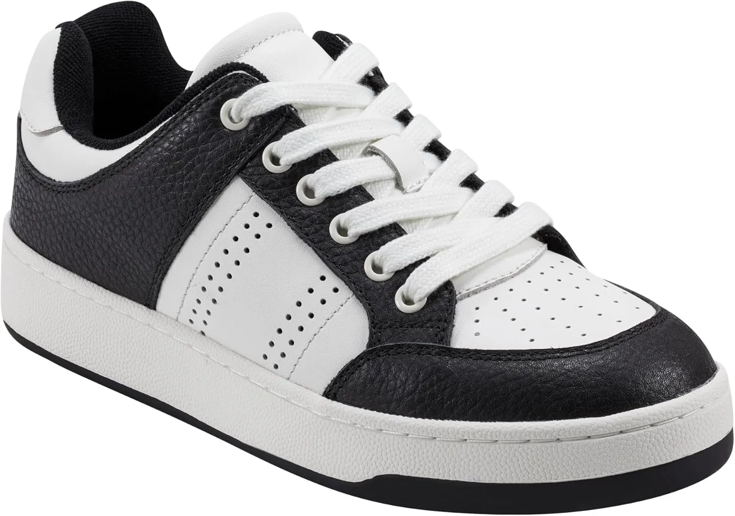 Women's Flynnt Sneaker