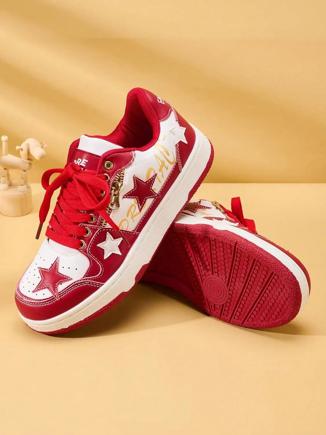 Women's Sneakers PU Leather Y2K Star Print Skate Trendy Casual Platform Shoes Fashionable Lace-Up Streetwear Chunky Sole Non-Slip Athletic Sneakers