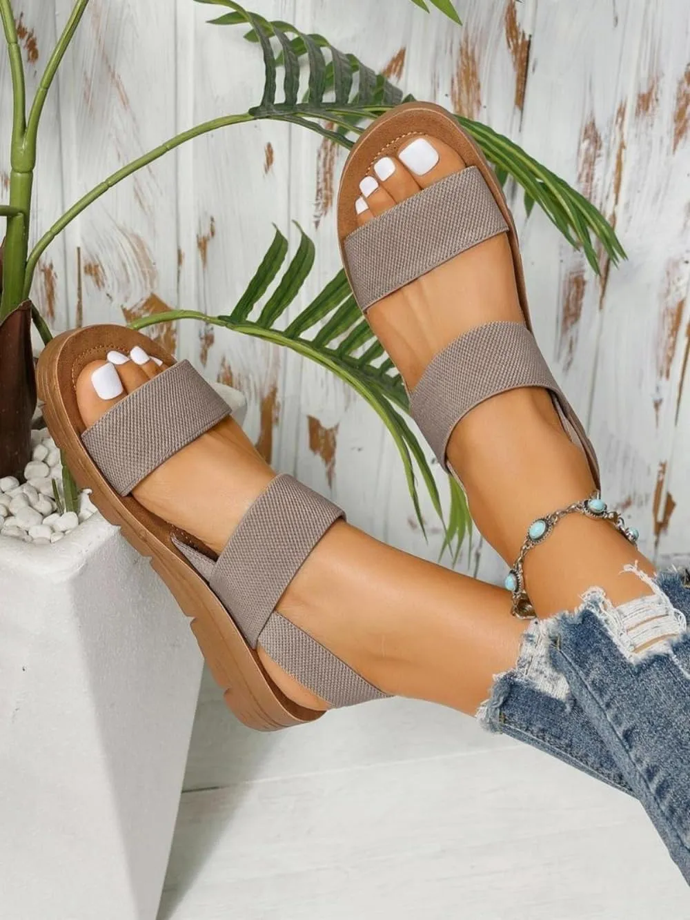 Women's Summer 2025 Fashion Slingback Sandals for Women Casual Comfort Sandals for Outdoor Beach Parties Girl's Simple Walking Shoes Back To School Sandalias Para Mujer Vacation Outfits
