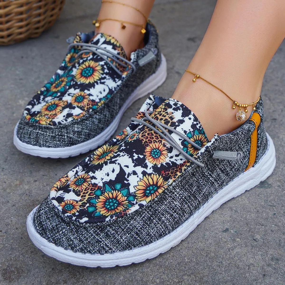 Women's Sunflower Print Canvas Casual Loafers Comfortable Light Weight Slip On Ultralight Sole Wide Boat Shoes Casual Lightweight Black Lace-Up Walking Flat Deck Shoes for Work and Traveling