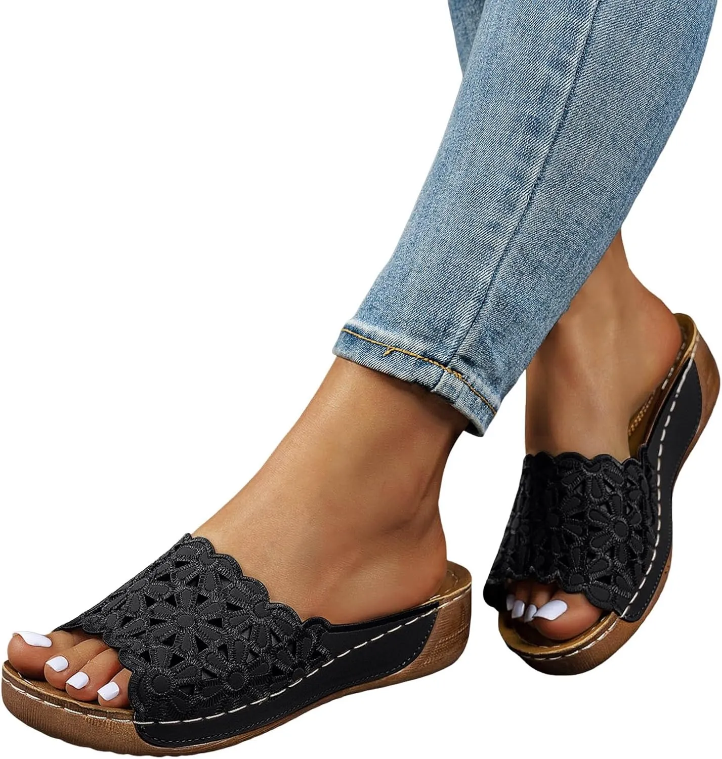 ZSpzx Platform Wedge Sandals for Women 2025 Wide Width Cutout Peep Toe Cushion Footbed Slides Low Heel Slip On Non-Slip Comfortable Casual Shoes Plantar Fasciitis Recovery Mules for Outdoor Indoor